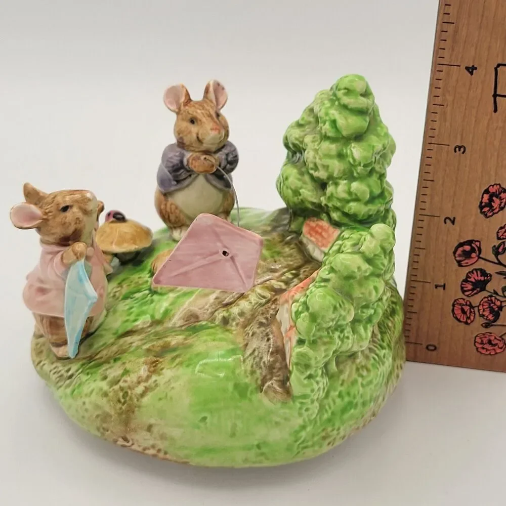 Otagiri Musical Mice Ceramic Figurine Music Box